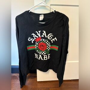 Cropped long sleeve shirt